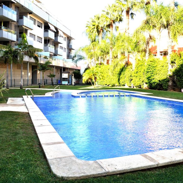 Marina Raset, 3 dormitorios, centro, by Bookindenia - Three-Bedroom Apartment - 2