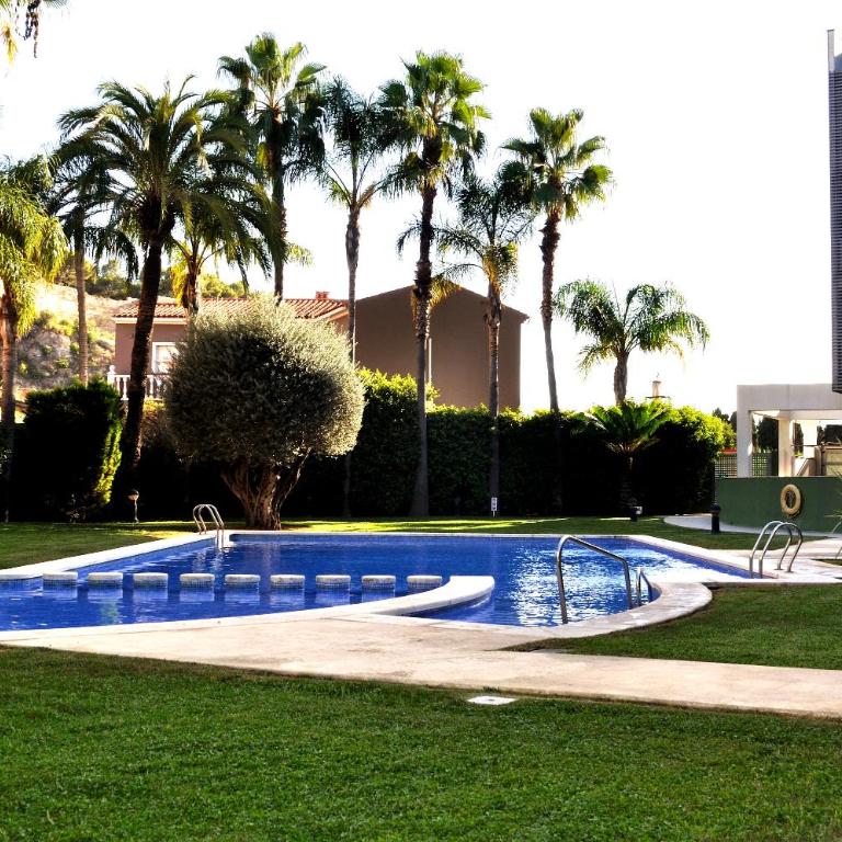 Marina Raset, 3 dormitorios, centro, by Bookindenia - Three-Bedroom Apartment - 4