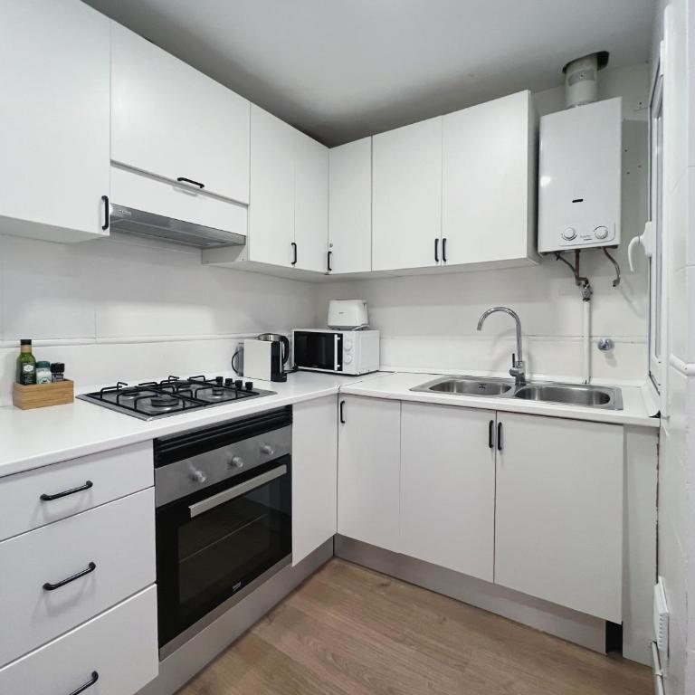 Stay U-nique Apartments Rocafort - Apartamento de 3 dormitorios - 12