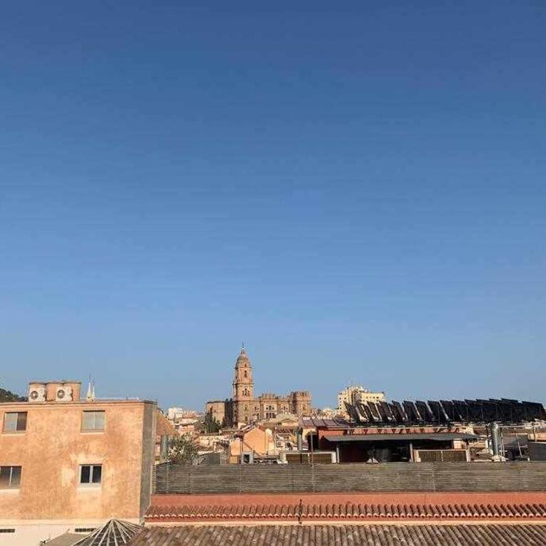 Apartamento nuevo Centro histórico de Malaga. - Apartamento de 3 dormitorios - 40