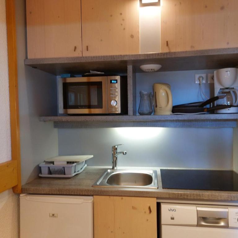 Appartement 2 pièces 6 pers, animaux admis, balcon sud-ouest, proche pistes - FR-1-411-207 - Appartement (6 Adultes) - 9
