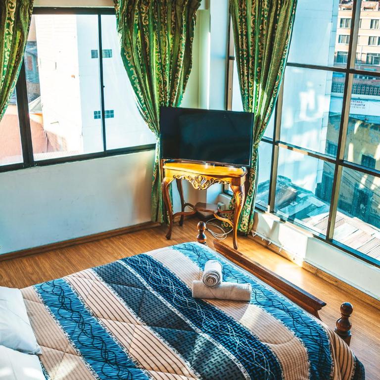 The Rooftop Bolivia - Habitación Doble con vistas a la montaña - 10