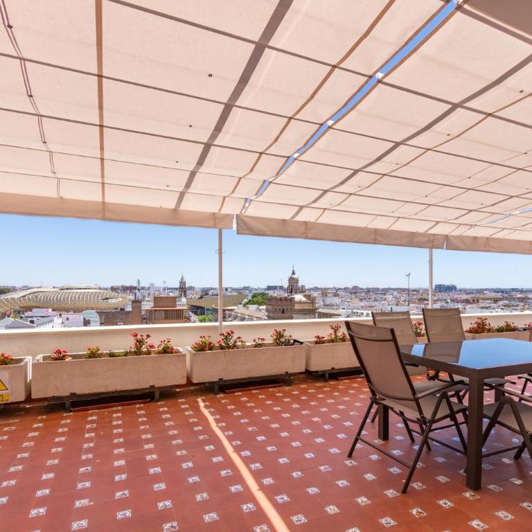 City Center Deluxe Sky View by Valcambre - Apartamento con terraza - 22