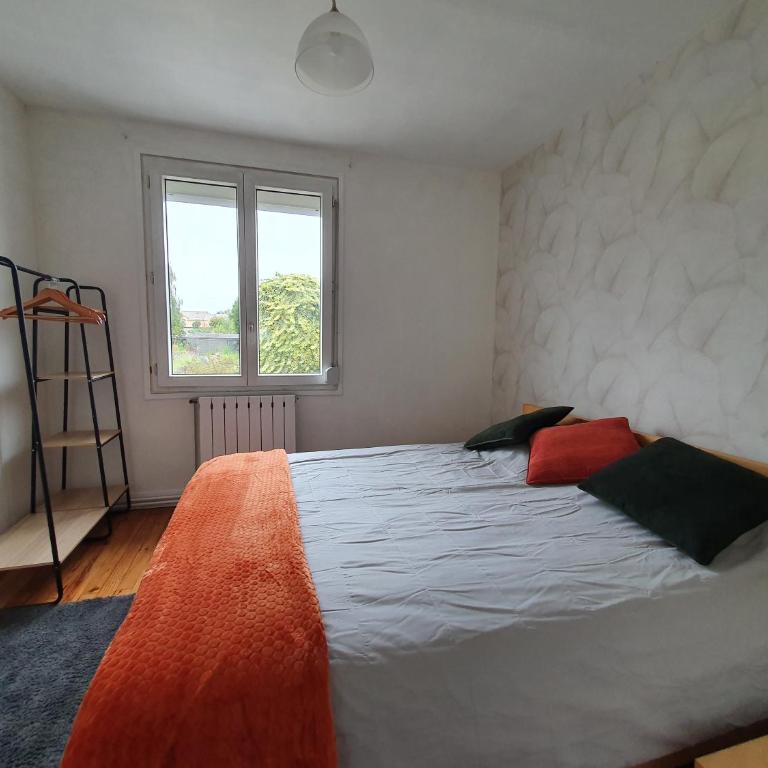 Maison confortable, terrasse et jardin à Amiens - Maison 2 Chambres - 33