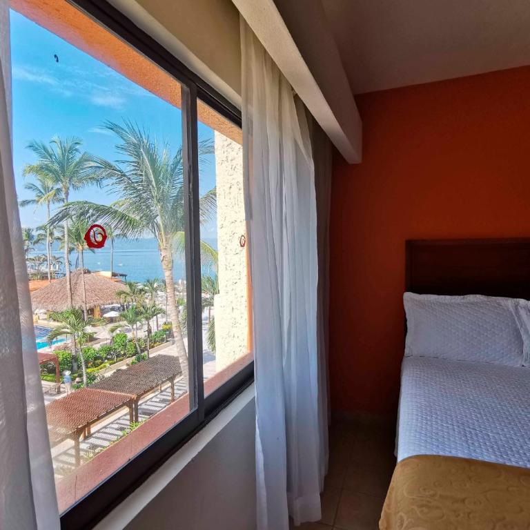 Canto del Sol Puerto Vallarta All Inclusive - Habitación Doble Deluxe con vistas laterales al mar - 6