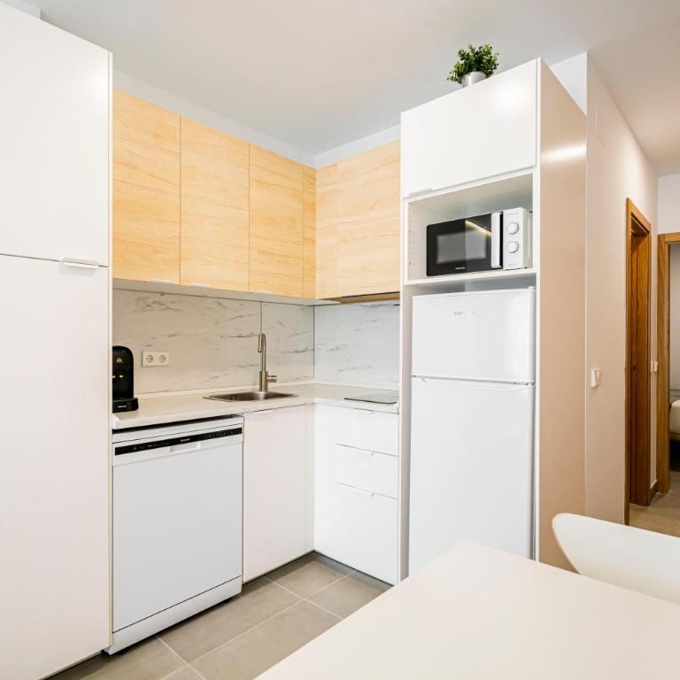 Dobo Madrid ANR2 - One-Bedroom Apartment - 2