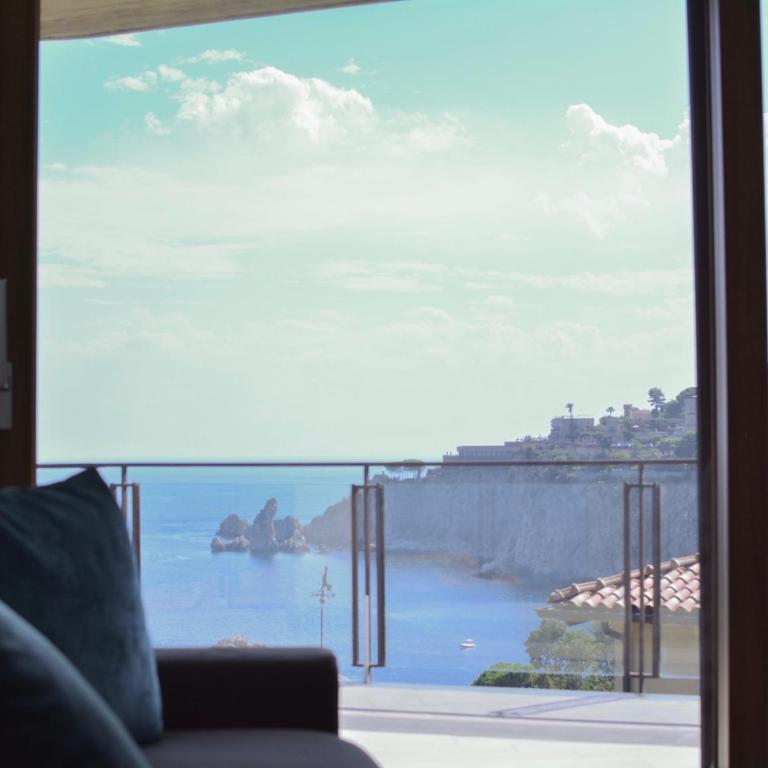 Isola Bella Luxury View - Appartamento con 3 Camere da Letto - 32