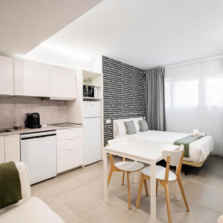 Dobo Madrid ANR2 - Studio - 6