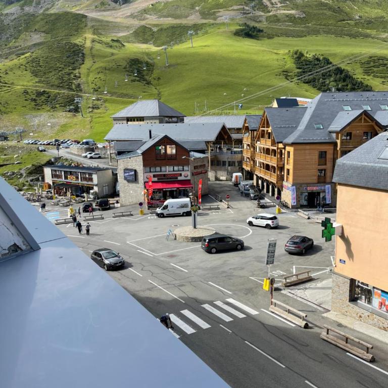 Plein centre station vue imprenable - Studio - Vue sur Montagne - 10