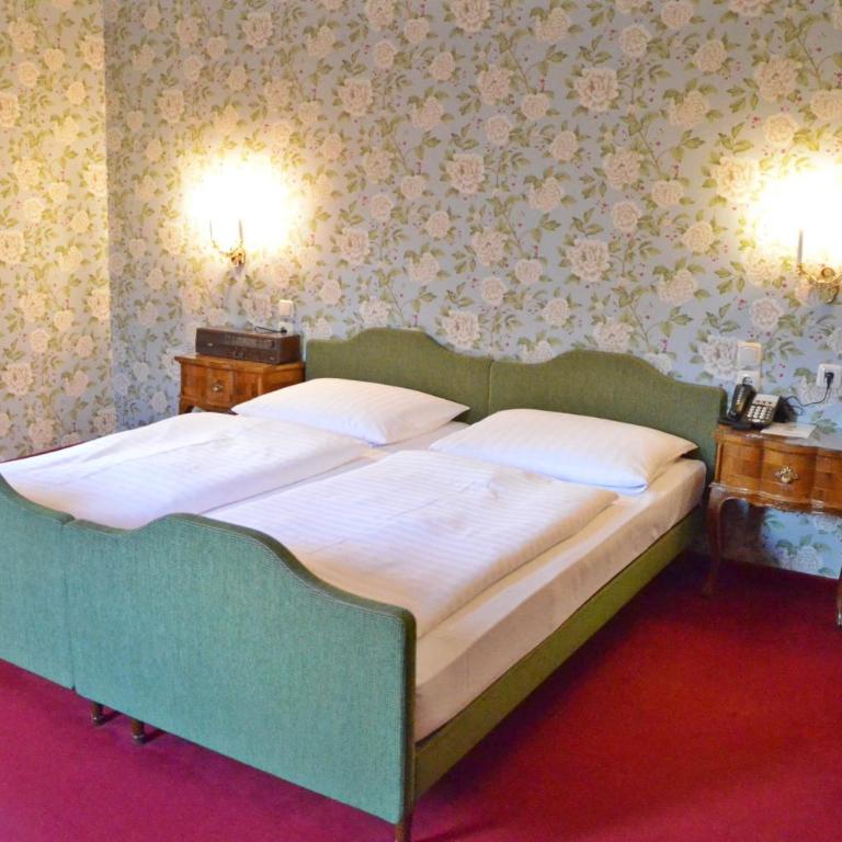Hotel Hohenstauffen - Doppelzimmer - 12