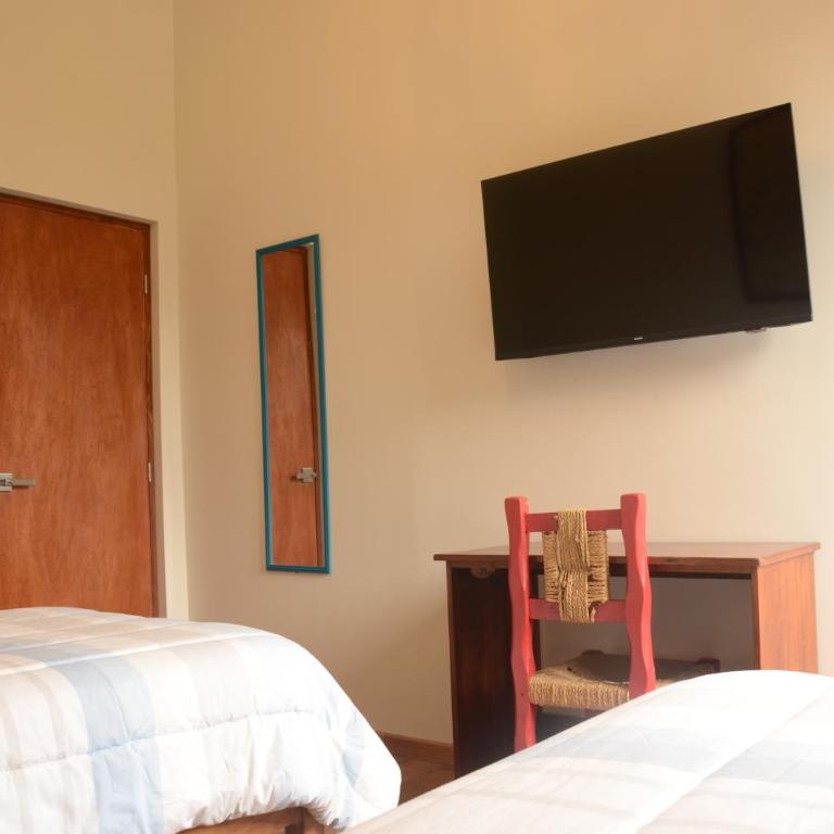 Flying Dog Lima B&B - Deluxe Twin Room - 5