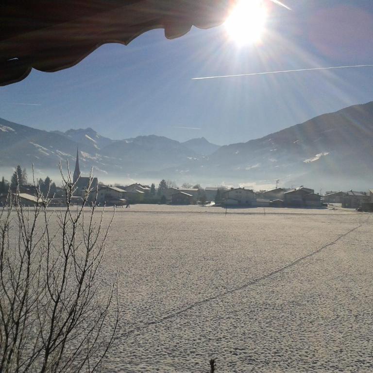 Apart Tyrol - Three-Bedroom Apartment with Balcony - 31