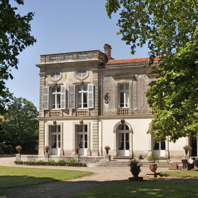 Chateau de Raissac - Chambre Double de Luxe Jaune - Vue sur Jardin - 1