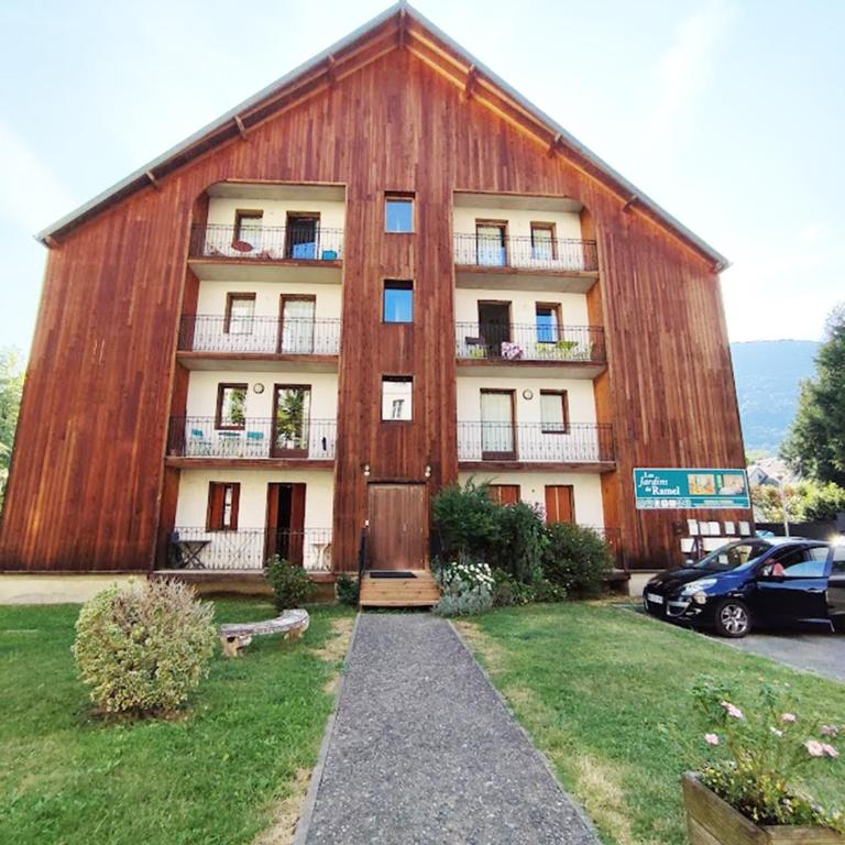 Le Flocon, T2, wifi, vue montagne, parking gratuit, 4 personnes - Appartement 1 Chambre - 3