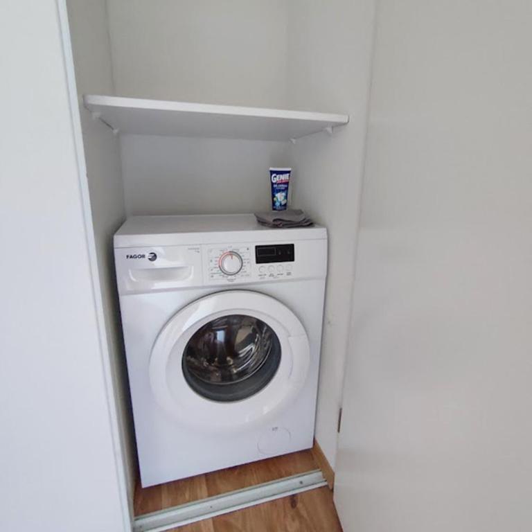Le Flocon, T2, wifi, vue montagne, parking gratuit, 4 personnes - Appartement 1 Chambre - 7