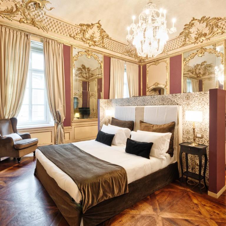 Palazzo Del Carretto-Art Apartments and Guesthouse - Superior Suite with Balcony - 1