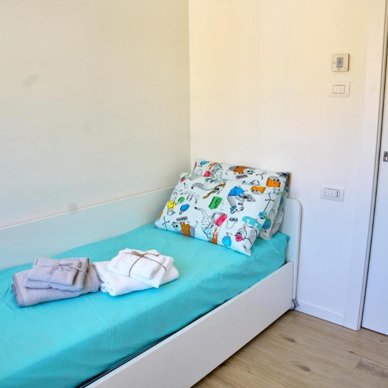 The Blue - lake / city view modern apt near villa Olmo - Appartamento con 2 Camere da Letto - 12