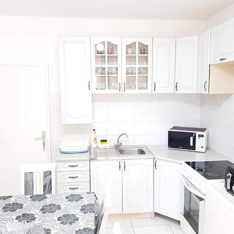 Montenegro Apartmant's - One-Bedroom Apartment - 2
