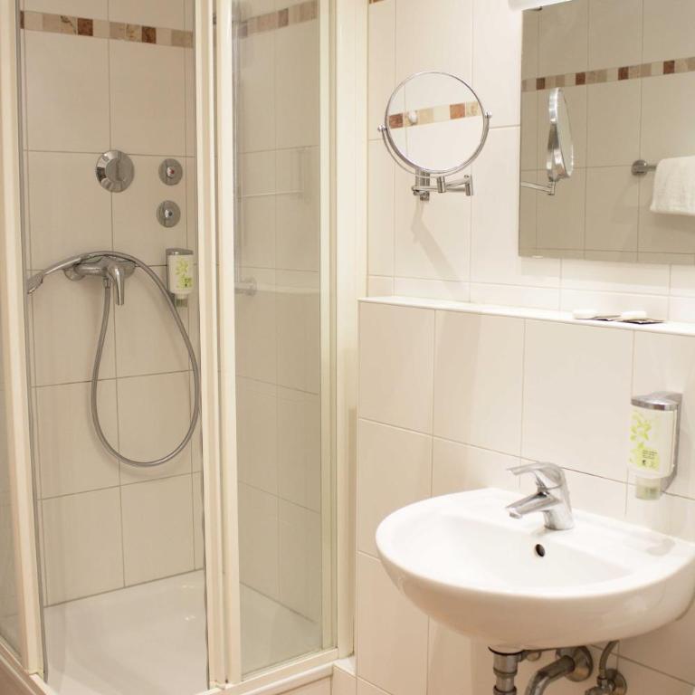 Isar City Hotel - Deluxe Double Room - 10
