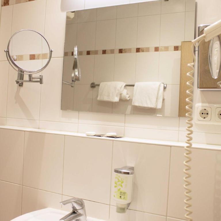 Isar City Hotel - Deluxe Double Room - 4