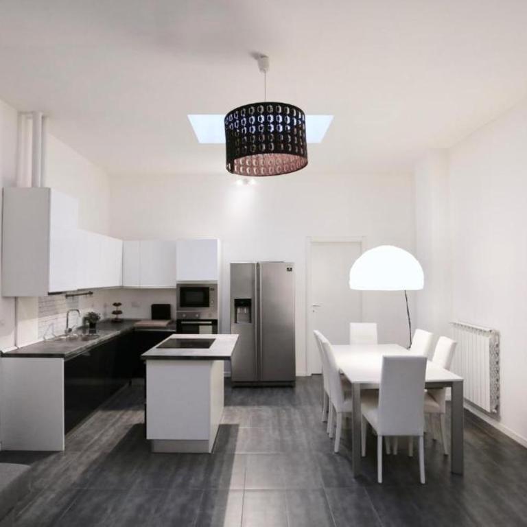 TREND APARTMENTS vicio la metro Maciacchini APPARTAMENTI MODERNI WI FI GRATUITO NUOVA GESTIONE - Two-Bedroom Apartment - 1