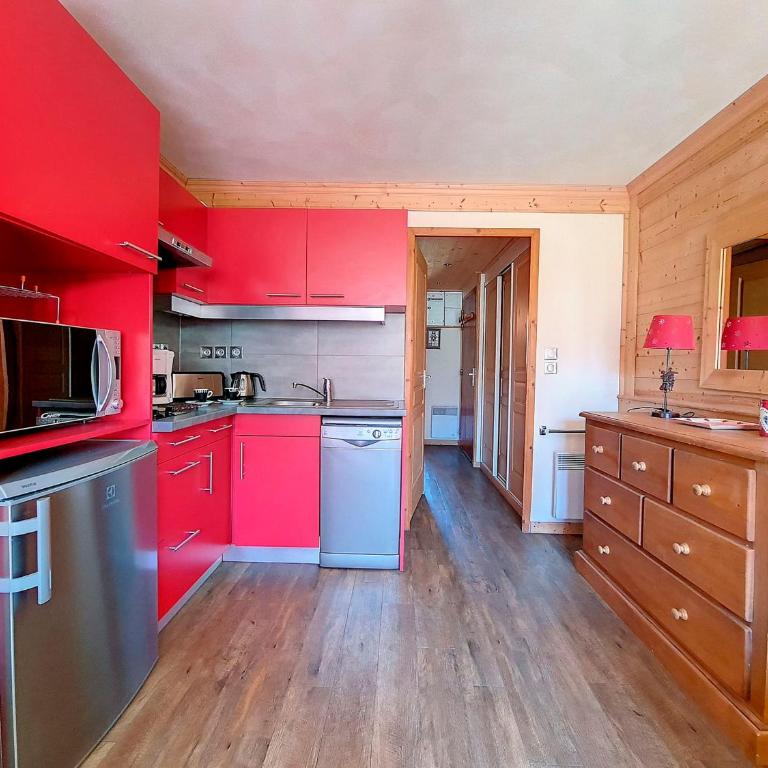 Appartement cosy avec balcon, accès direct aux pistes - FR-1-344-809 - Appartement - 13