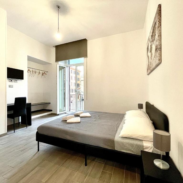 Colosseum Guest House - Camera Matrimoniale con Balcone - 2