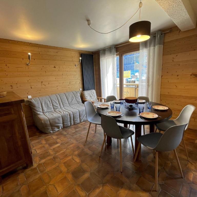 Neige et Roc 2 - Appartement 2 chambres centre - Apartment with Mountain View - 1