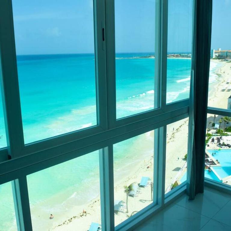 Estudio a pie playa, increibles vistas, alberca, gym, jacuzzi, 3502 - One-Bedroom Apartment - 2