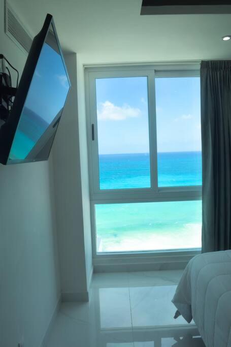 Estudio a pie playa, increibles vistas, alberca, gym, jacuzzi, 3502 - One-Bedroom Apartment - 33