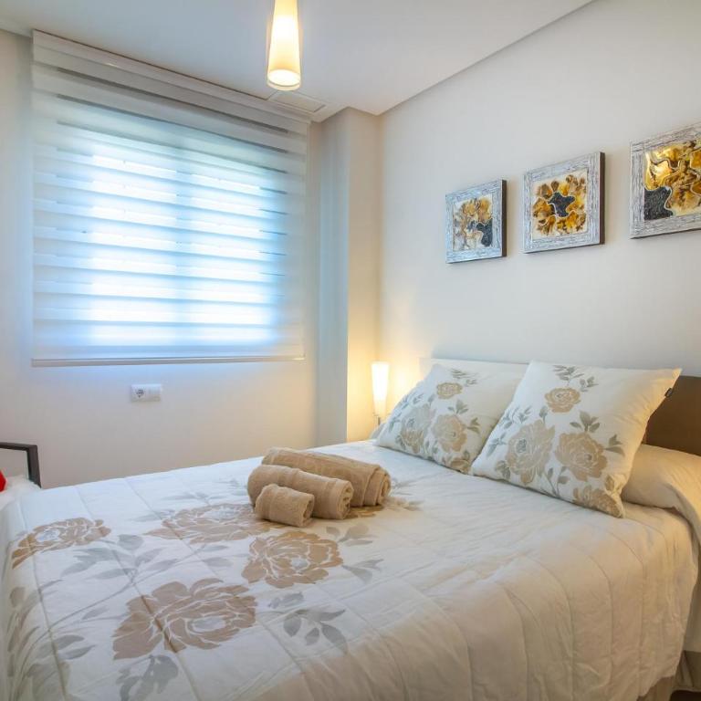 Beach Front Home In Torrevieja - Casa Vacacional de 3 dormitorios - 21
