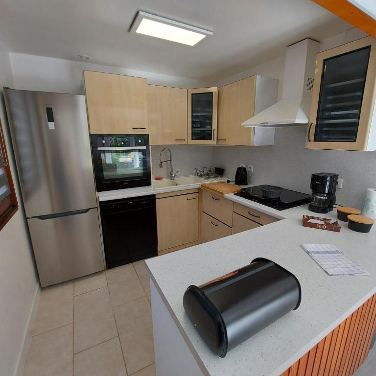 Centre St Jorioz : Charmant et spacieux studio avec terrasse et jardin privatif - Studio - 25