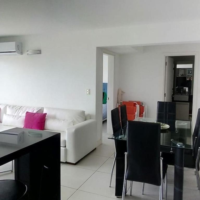 Lux Tower. Departamento 3 ambientes. Pleno centro - Two-Bedroom Apartment - 22