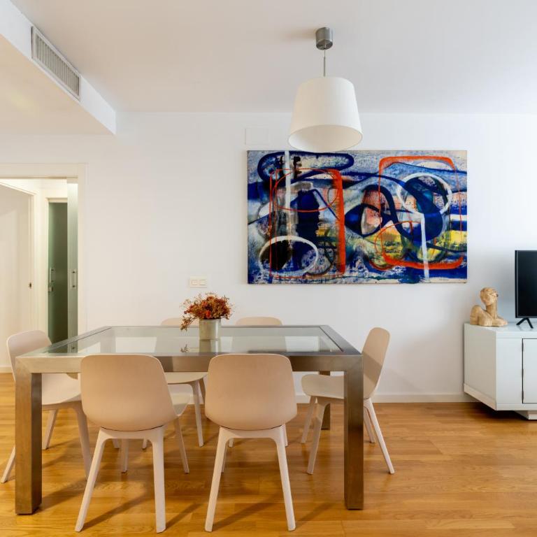 PISO NUEVO EN TRIANA - Apartamento de 3 dormitorios - 2