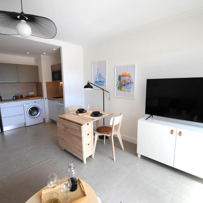 Antibes centre, 2P, terrasse, garage - One-Bedroom Apartment - 31