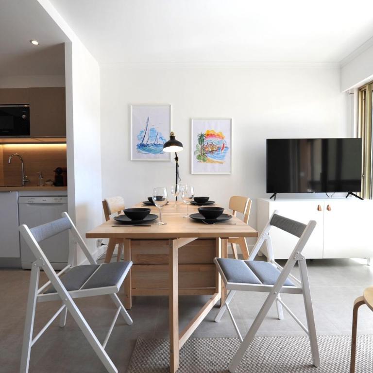 Antibes centre, 2P, terrasse, garage - One-Bedroom Apartment - 35