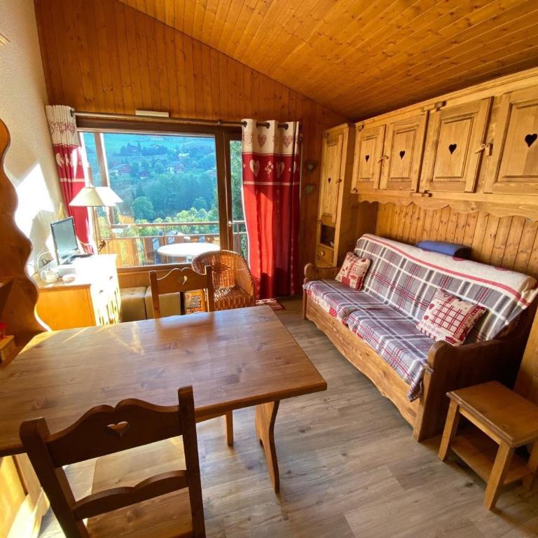 Studio 4 pers. sur les pistes avec balcon et parking - FR-1-459-193 - Studio - 1