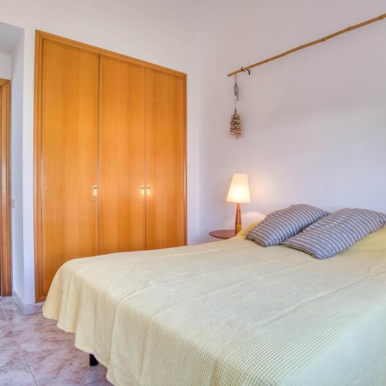 Plaça de la Sardana Casa acollidora per 8 persones a 5 minuts de la Platja Gran i del centre de Platja d'Aro - Villa con vistas al jardín - 25