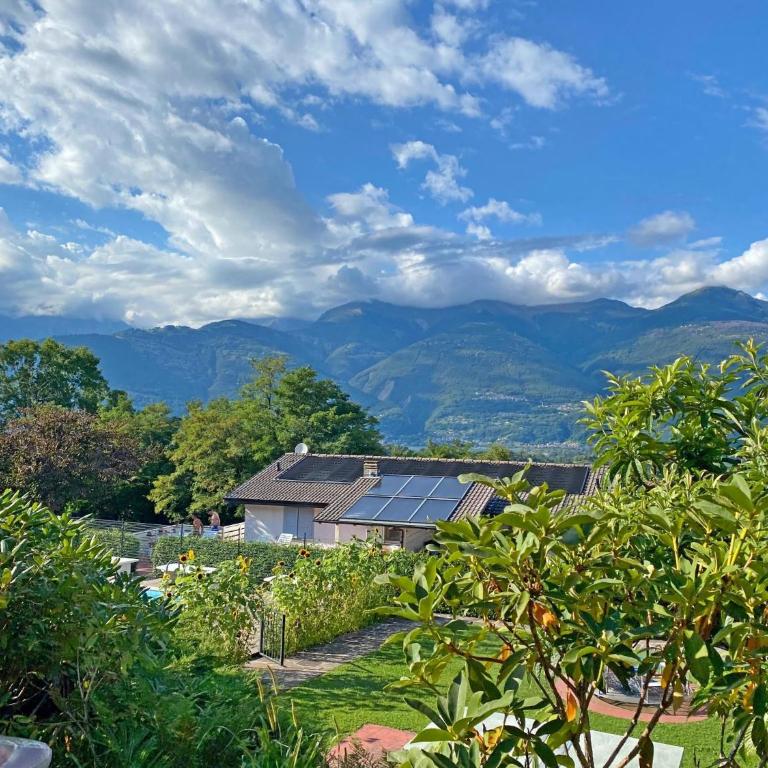 Sole 1 Terrassen Ferienwohnung mit Pool OG - Appartamento con Vista Lago - 20