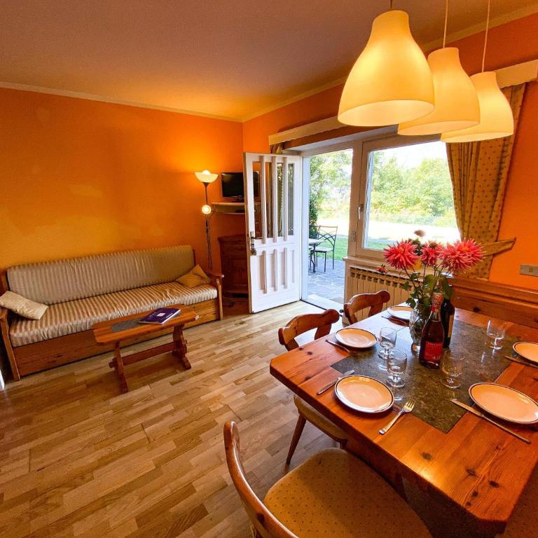 Sole 3 Garten Ferienwohnung mit Pool EG - Appartamento con Vista Lago - 5