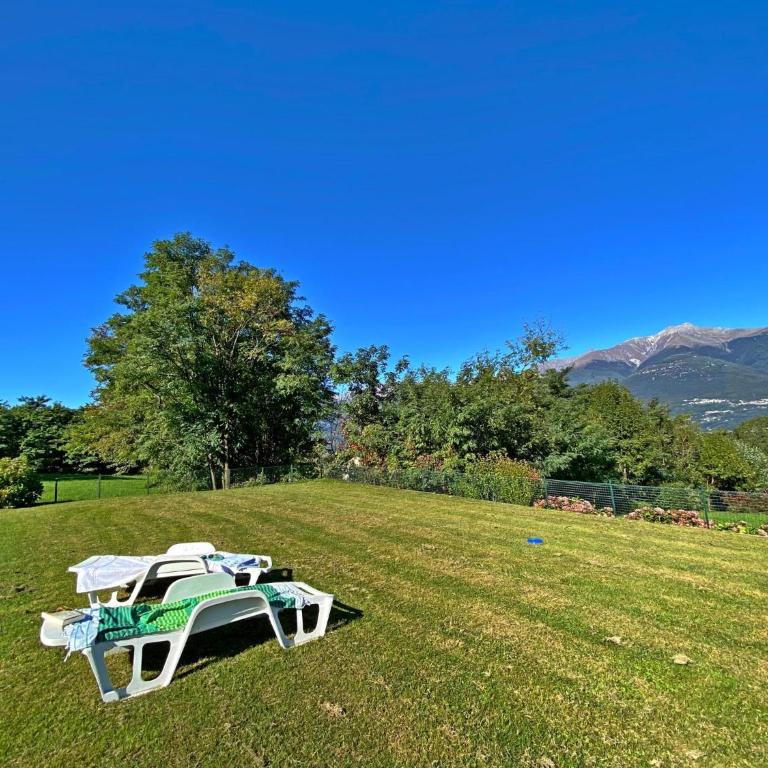 Sole 3 Garten Ferienwohnung mit Pool EG - Appartamento con Vista Lago - 12