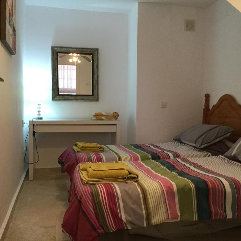 Lovely 2 Bedroom Holiday Apartment in Central Caleta de Fuste - Two-Bedroom Apartment - 8