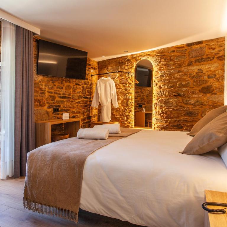 Hotel Plaza Obradoiro by Bossh! Hotels - Superior Queen Room - 7