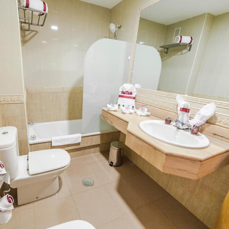 Hotel Regio 2 - Habitación Doble Estándar - 2 camas - 3