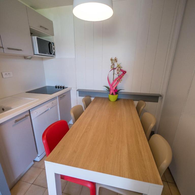 Résidence Mer & Golf Sokoburu - Appartement 2 Chambres (6 Adultes) - Côté Port ou Piscine - 12