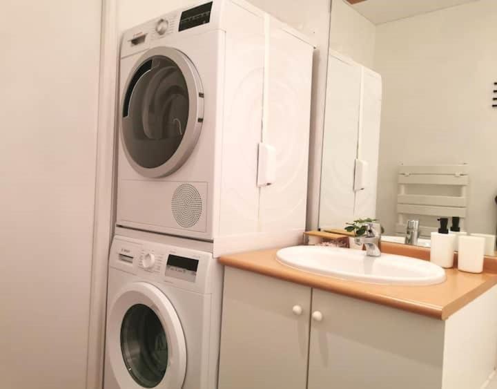 CHIC 2CHAMBRES,70m²+balcon+parking+WIFI - Appartement 2 Chambres - 14