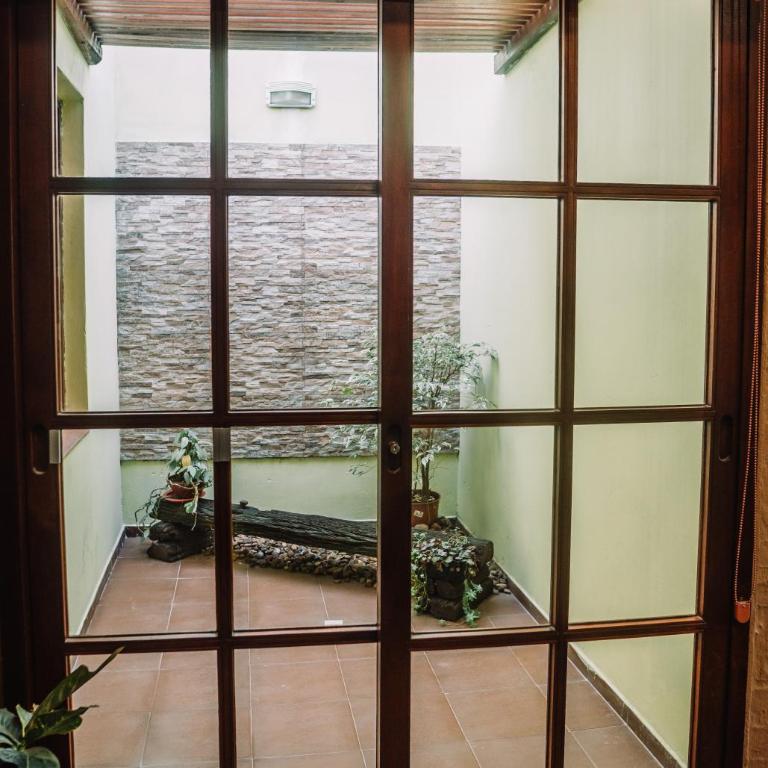 Casa céntrica que cumple todas tus necesidades - Three-Bedroom House - 17