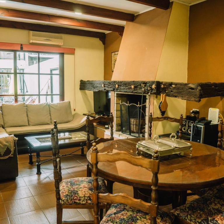 Casa céntrica que cumple todas tus necesidades - Three-Bedroom House - 7