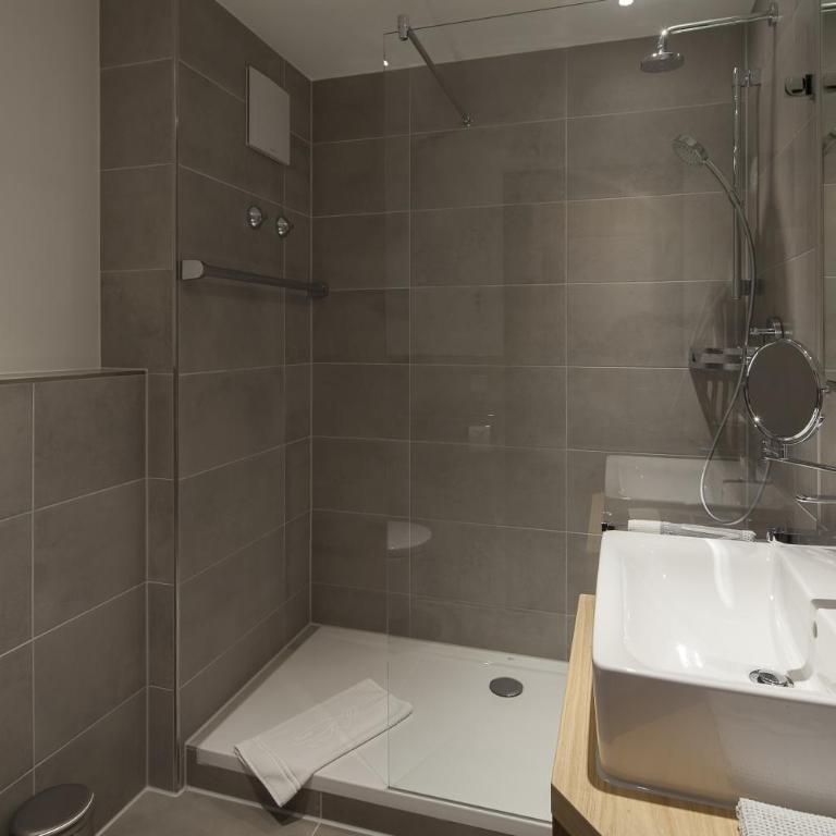 Boutique Hotel Gams - Superior Doppelzimmer mit Terrasse - Nr. 10 - 1