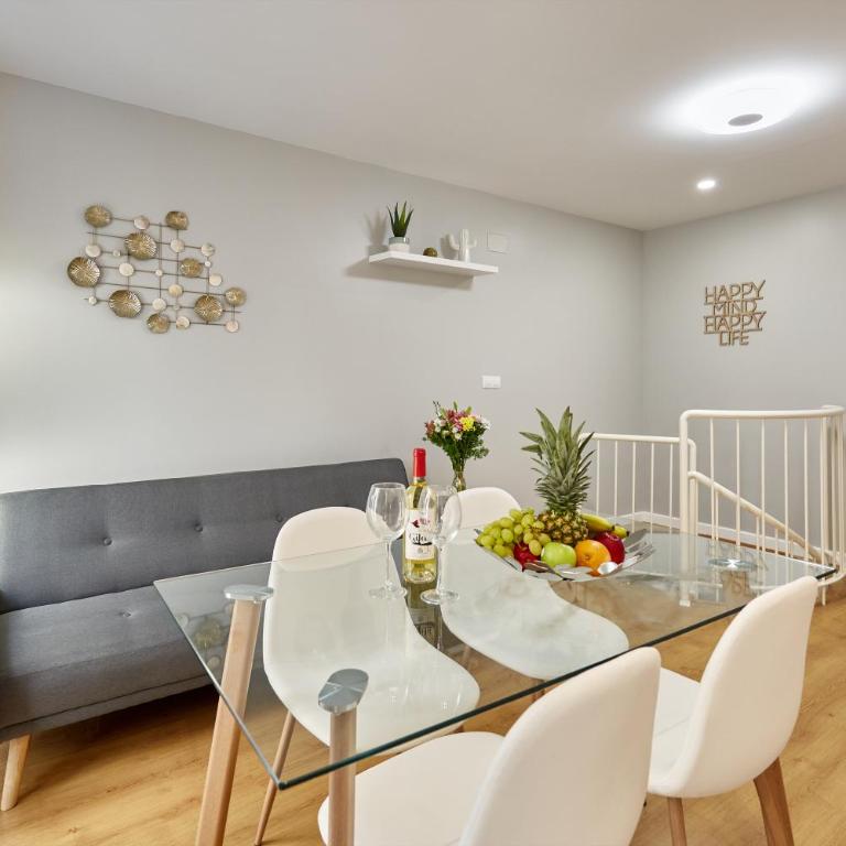 Apart-hotel Happy Life - Duplex Apartment - 15